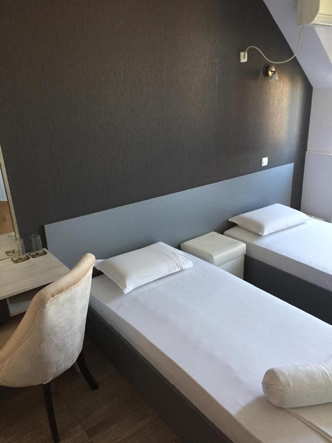 Family Hotel Amor Ruse Eksteriør billede