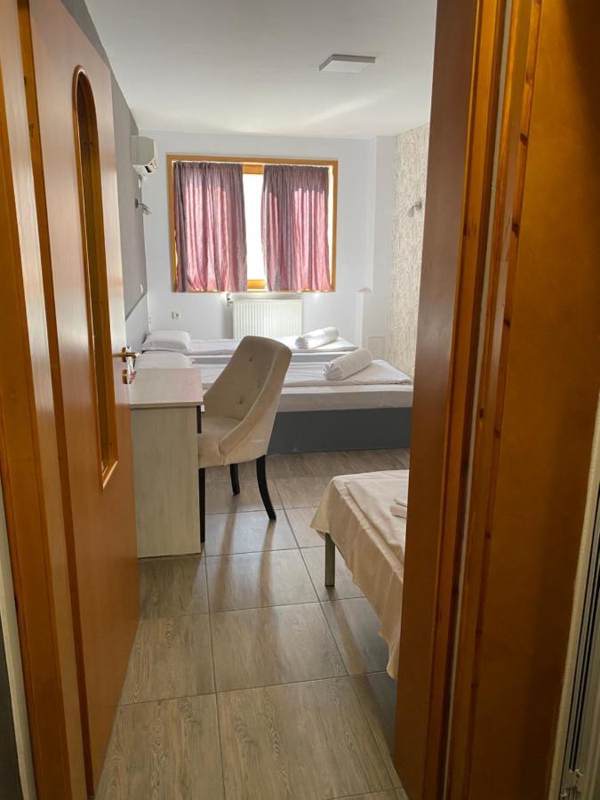 Family Hotel Amor Ruse Eksteriør billede