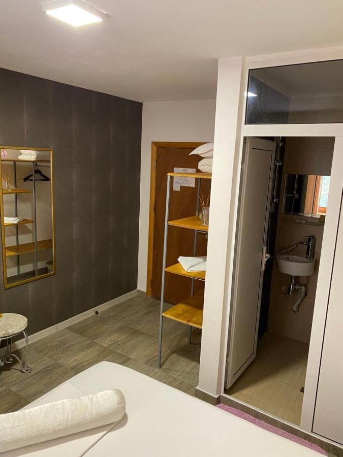 Family Hotel Amor Ruse Eksteriør billede