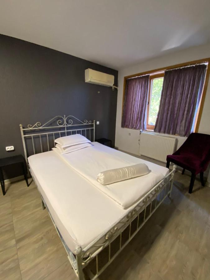 Family Hotel Amor Ruse Eksteriør billede