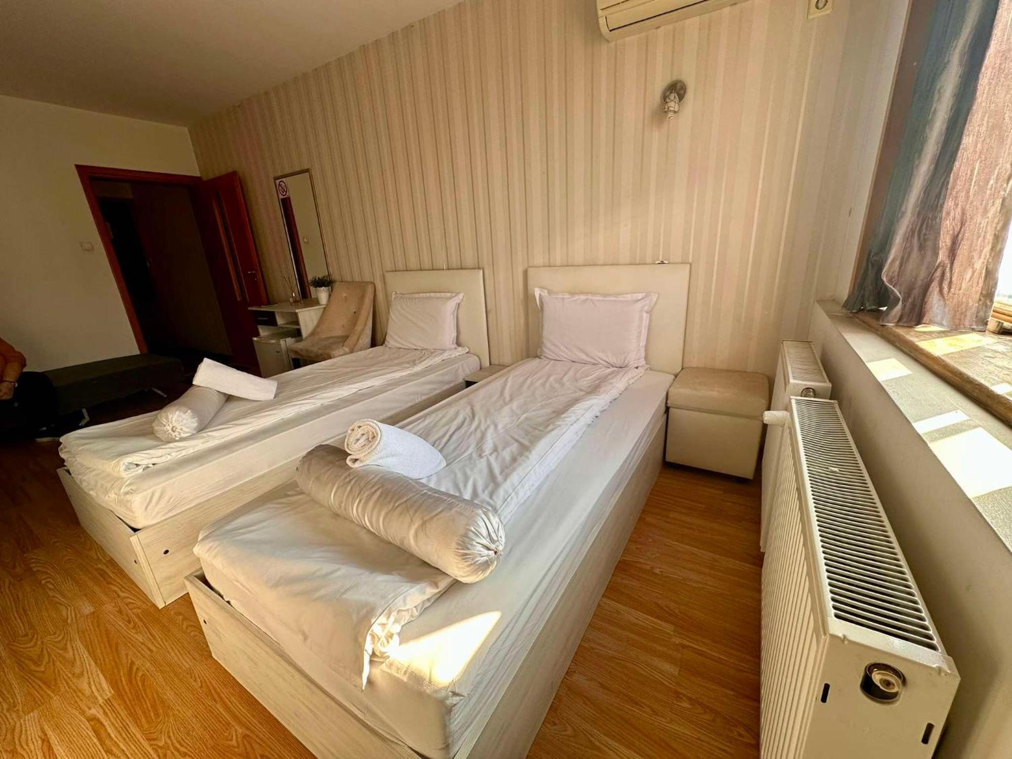 Family Hotel Amor Ruse Eksteriør billede