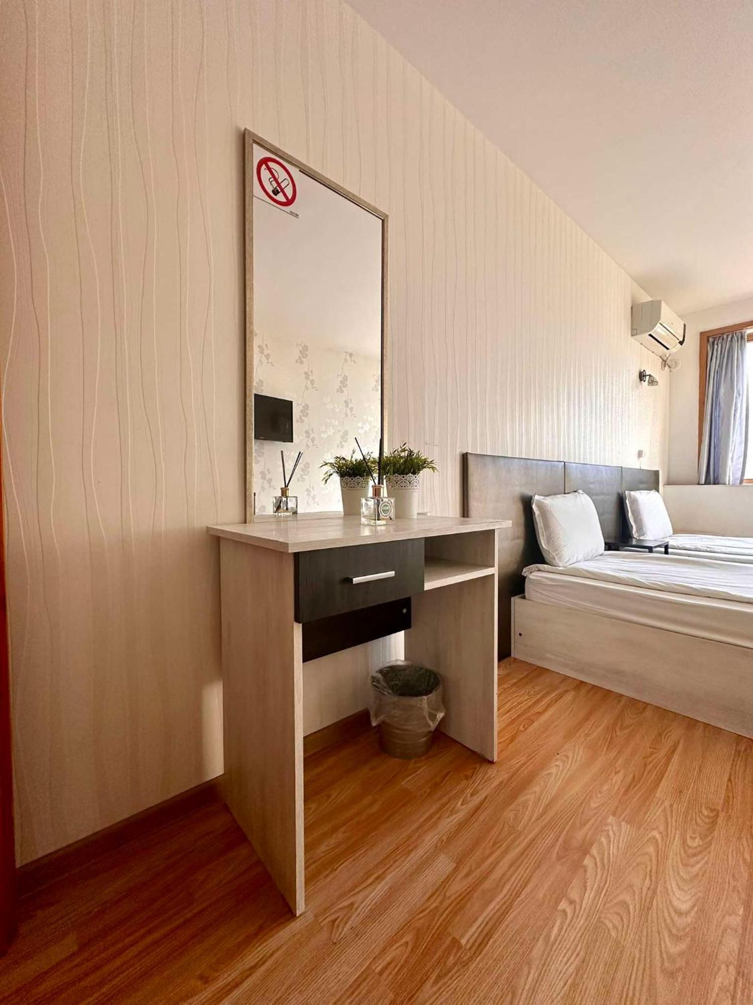 Family Hotel Amor Ruse Eksteriør billede