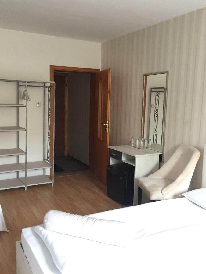 Family Hotel Amor Ruse Eksteriør billede